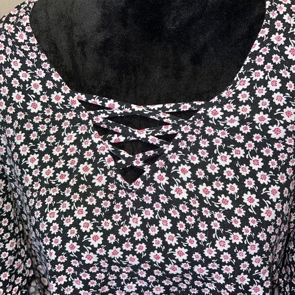 SO heritage flower print cold shoulder boho top blouse Sz M - Picture 2 of 6